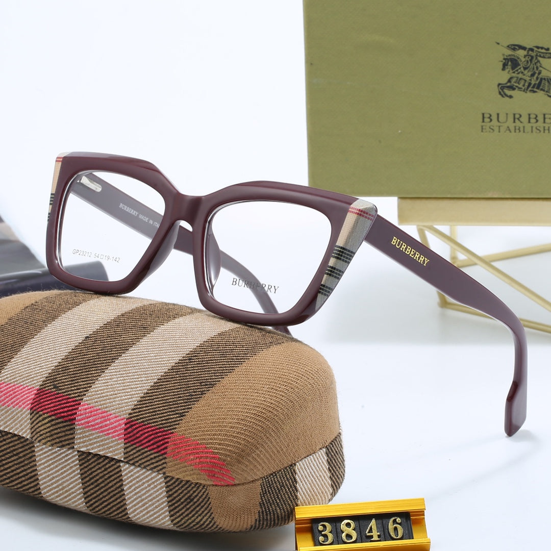 Lunettes œil-de-chat à carreaux tendance