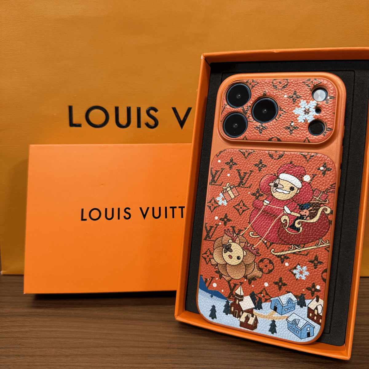 Étui iPhone de luxe multicolore avec monogramme
