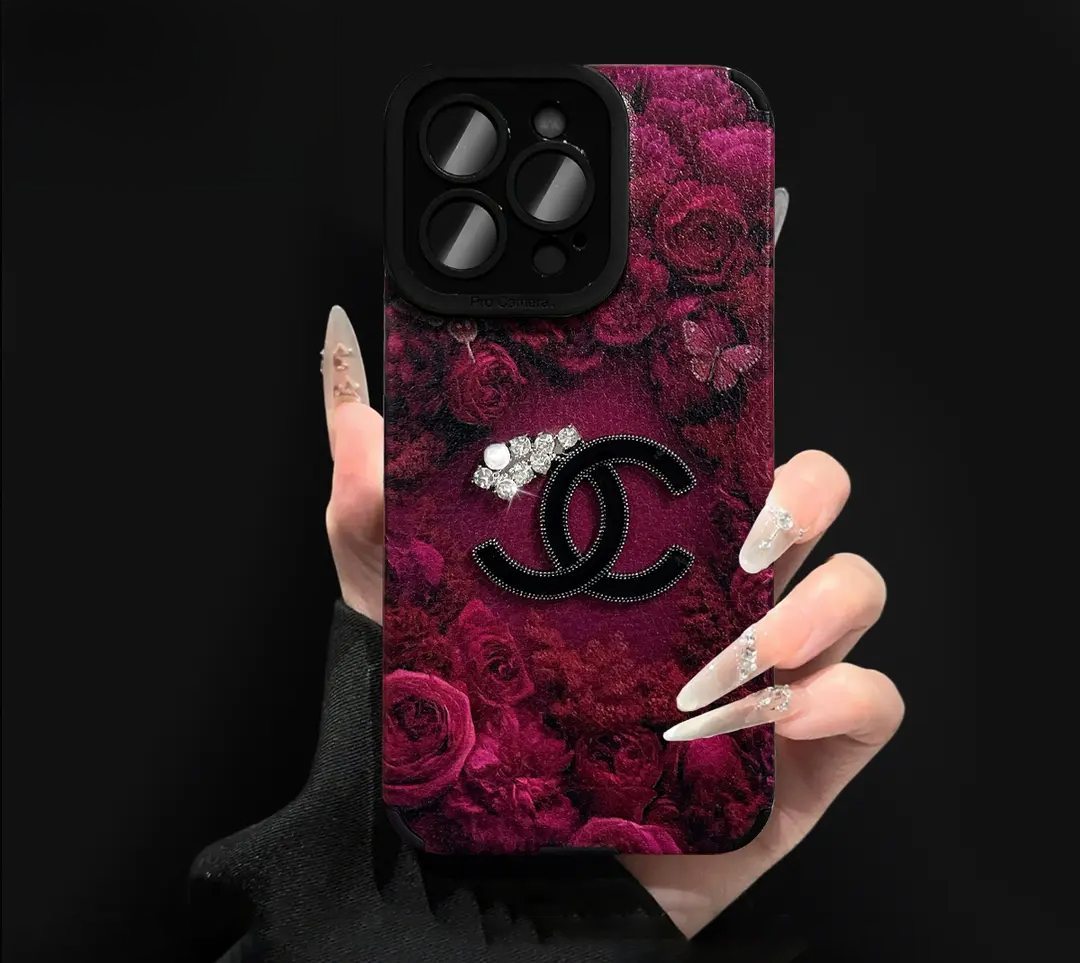 Étui de luxe en velours rose pour iPhone – Protection complète de l'objectif