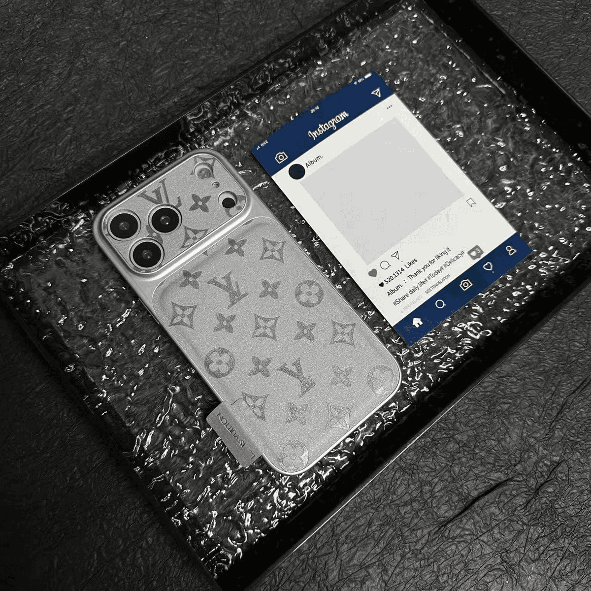 Coque iPhone en cuir microfibre premium